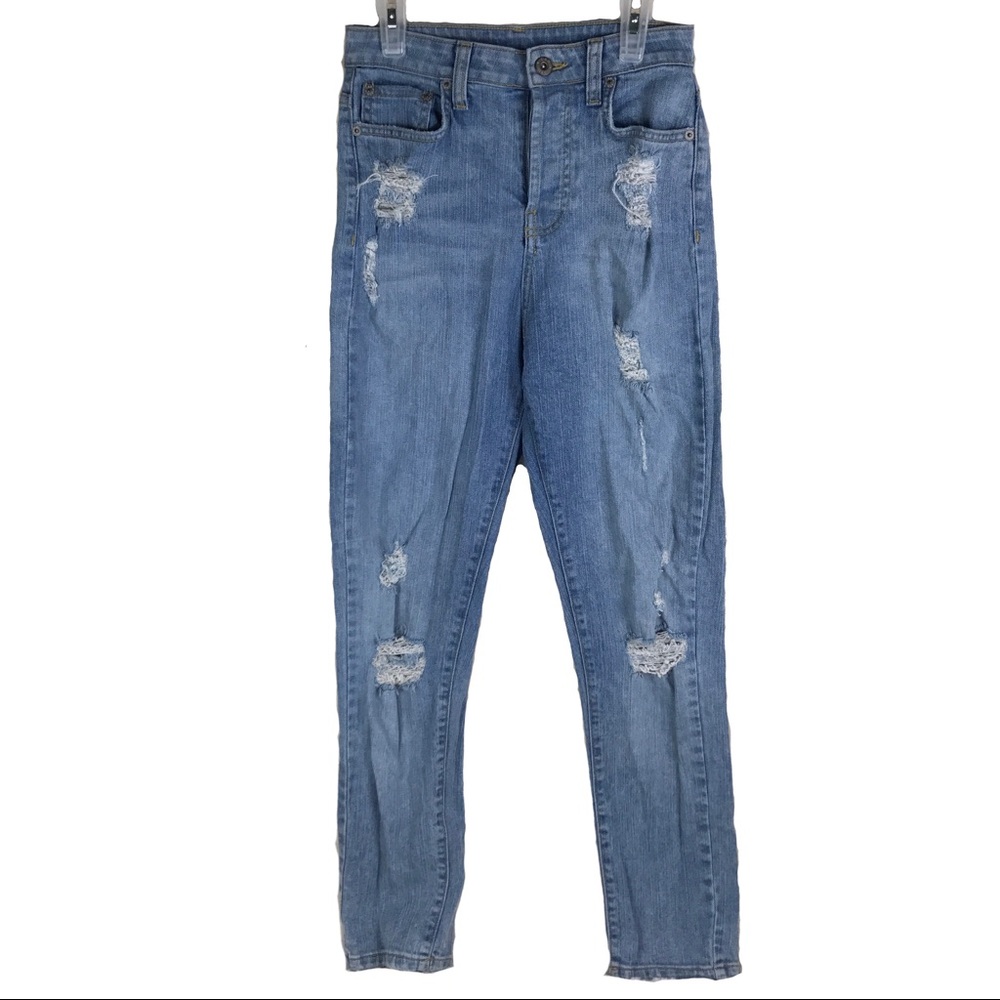Carmar High Waisted 3 Button Distressed Jeans 26
